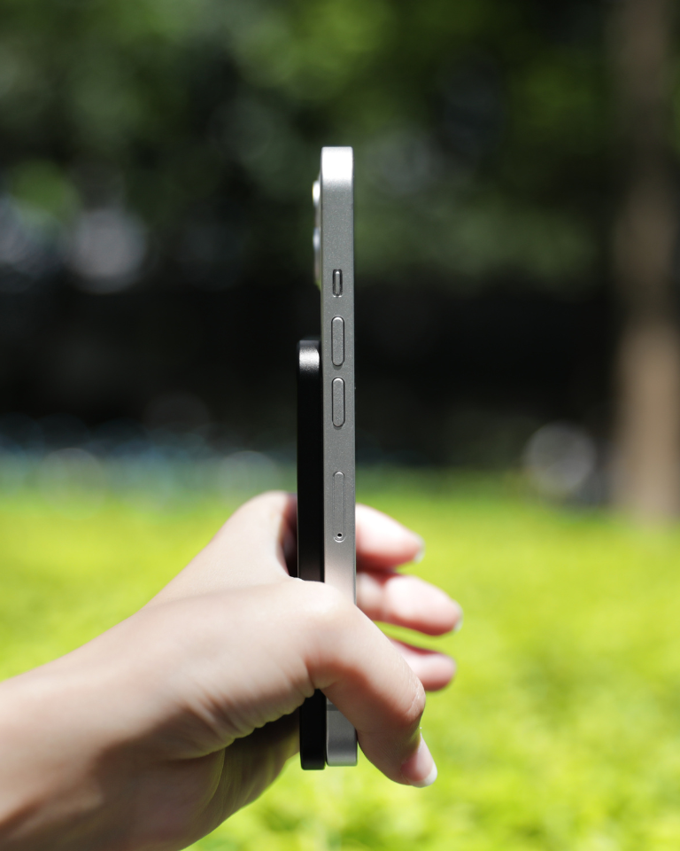 SlimCharge Magnetic Powerbank